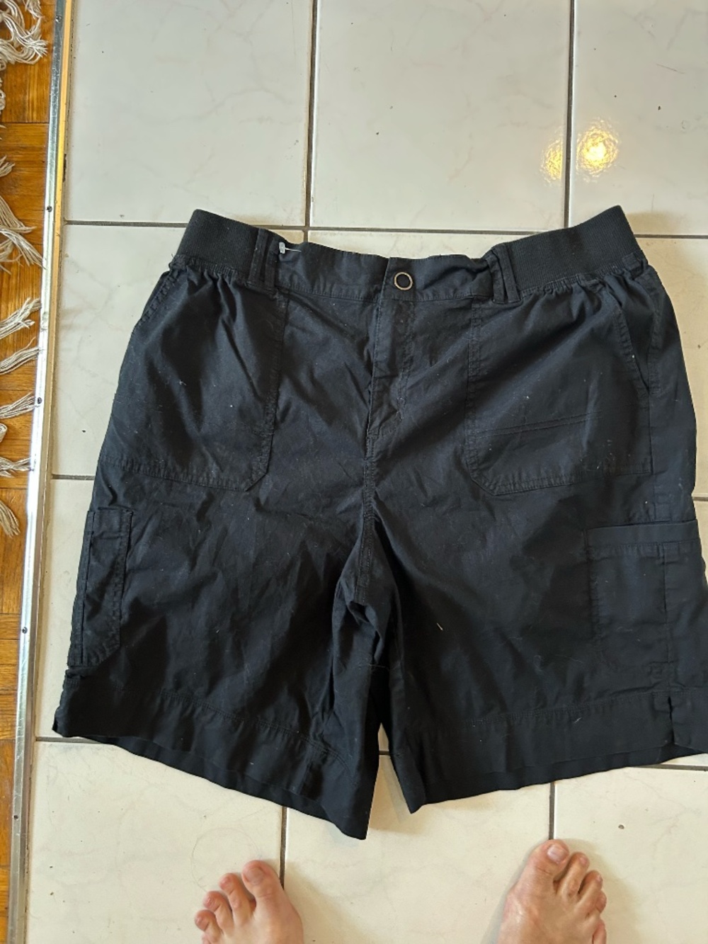 pennington cargo shorts black * accepting offers